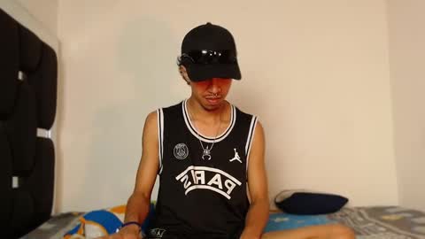 Rayn online show from November 21, 5:28 am