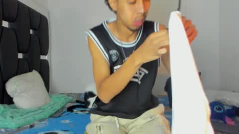 Rayn online show from November 3, 2:08 pm