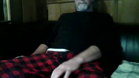 redfox60010 online show from January 16, 5:32 am