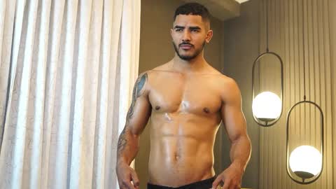 Reik online show from March 10, 1:06 pm