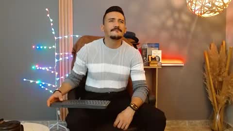   REIKO  online show from February 19, 4:14 pm