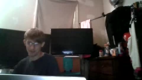 tylerBurnham online show from May 11, 5:43 pm