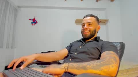 Rmy Steen online show from November 7, 1:20 am