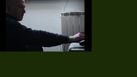 renefr online show from March 5, 11:17 am