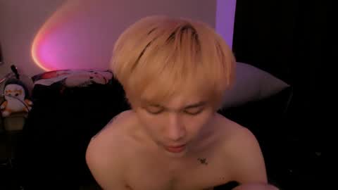 rennuts online show from March 28, 6:41 pm