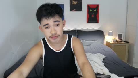 rnezamora online show from February 17, 7:40 am