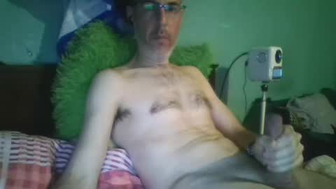 reyes_albert2006 online show from March 7, 7:00 pm