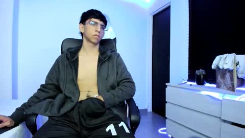 rhys_jagger_ online show from February 15, 3:57 am