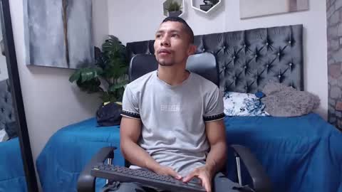 richar_voller online show from January 17, 11:17 am