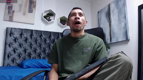 richar_voller online show from December 10, 11:22 am