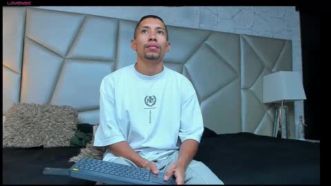 richar_voller online show from October 14, 11:28 am