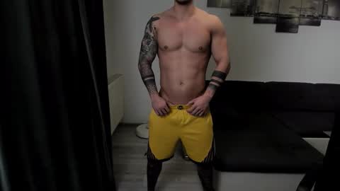 RichardDarell online show from December 20, 6:20 am