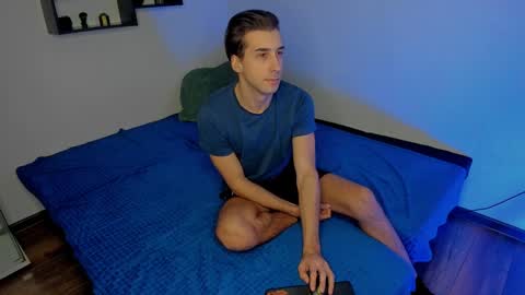 Snapshot of rishu_ chatting on January 7, 10:49 am VAnitas online show from January 7, 10:49 am