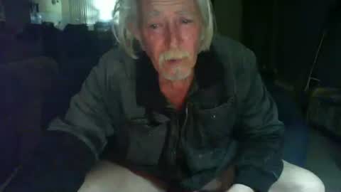 riveratggg online show from January 1, 9:31 pm