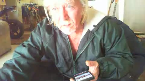 riveratggg online show from September 11, 2:05 pm