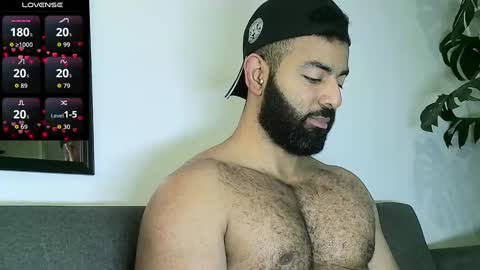 SebasRoa online show from October 10, 6:24 pm