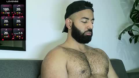 SebasRoa online show from September 29, 4:36 pm