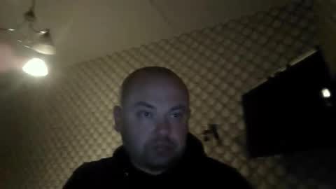 rob18997 online show from December 16, 4:36 pm