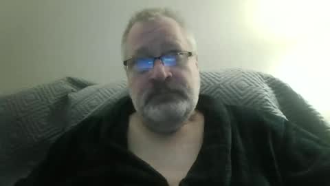 rob872217 online show from April 26, 10:23 am