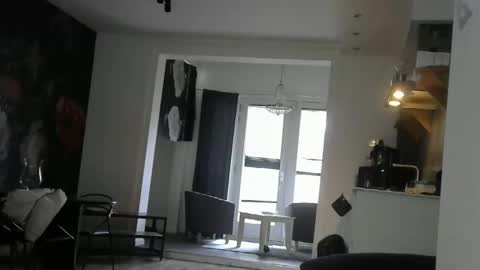 rober10000 online show from September 18, 2:30 pm