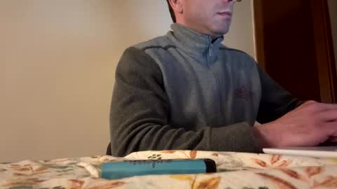 roberpierre_ho online show from March 15, 2:41 am
