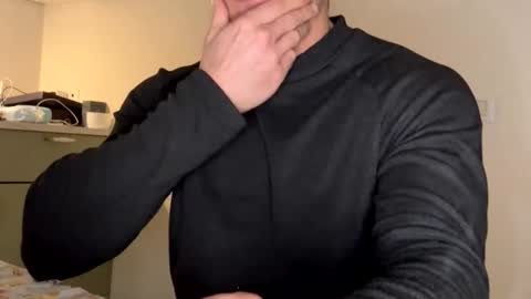 roberpierre_ho online show from March 3, 12:29 am