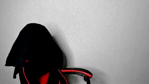 robert10211 online show from November 25, 11:01 am