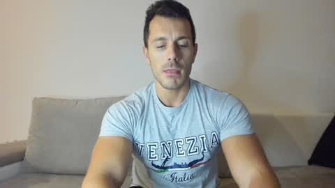 roberto4ever online show from January 7, 5:09 pm