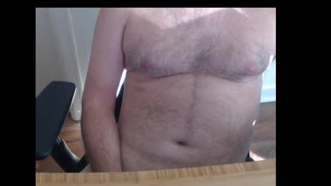 Snapshot of robidan6923 chatting on February 20, 8:47 pm robidan6923 online show from February 20, 8:47 pm