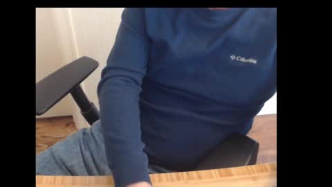 Snapshot of robidan6923 chatting on January 24, 6:35 pm robidan6923 online show from January 24, 6:35 pm