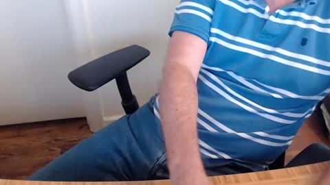 Snapshot of robidan6923 chatting on October 14, 12:56 pm robidan6923 online show from October 14, 12:56 pm