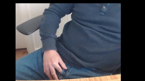 Snapshot of robidan6923 chatting on March 7, 4:33 pm robidan6923 online show from March 7, 4:33 pm