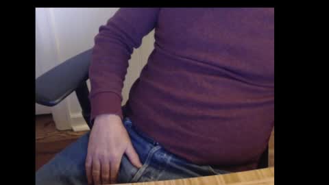 Snapshot of robidan6923 chatting on March 10, 12:49 pm robidan6923 online show from March 10, 12:49 pm