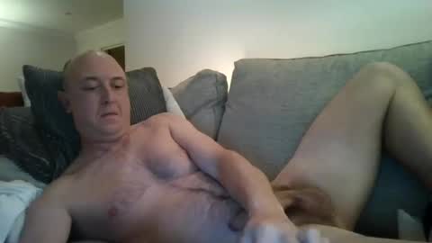 robster12345 online show from December 7, 9:55 pm