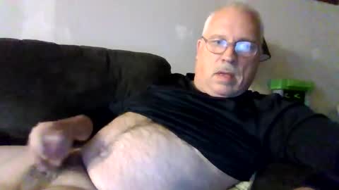 rodstud641 online show from November 5, 11:18 pm