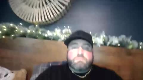 BigBadBear online show from December 17, 4:24 pm