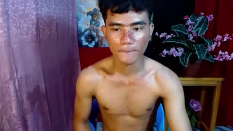 roianboyyy online show from June 10, 3:08 am