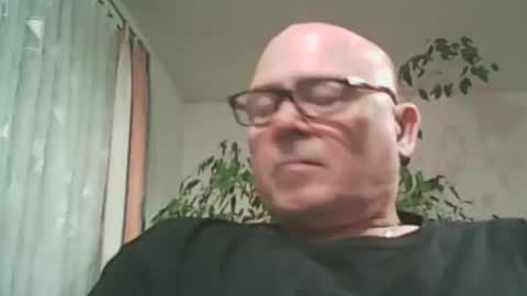 rola56430 online show from February 5, 5:52 am