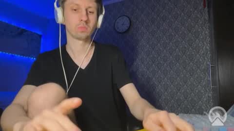 roma305991 online show from March 6, 10:07 pm