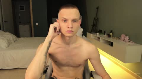 Snapshot of romeo_mercy chatting on February 7, 2:04 pm Romeo online show from February 7, 2:04 pm