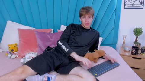 Romeo Ricci online show from January 14, 4:18 pm