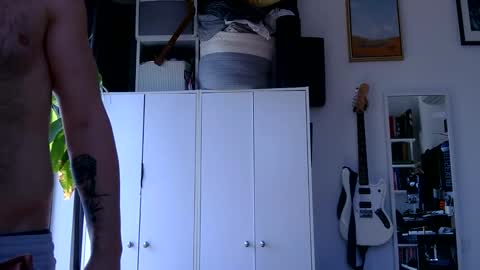 RossCollab online show from March 20, 6:23 pm