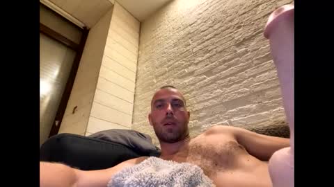 rotteei1 online show from September 14, 6:10 pm