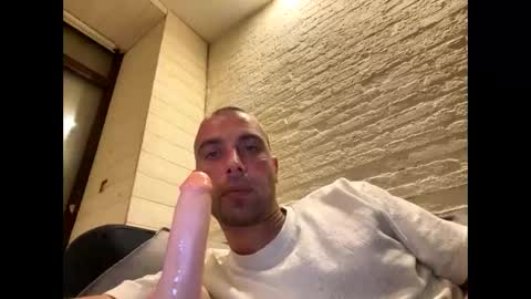 rotteei1 online show from October 7, 4:33 pm