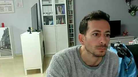 roubarixx online show from December 4, 7:50 am