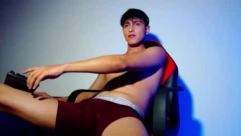 rowanboy23 online show from November 8, 4:59 am