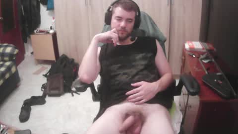 royer04 online show from May 30, 1:05 am