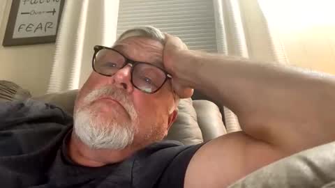 rs006 online show from April 24, 2:14 am