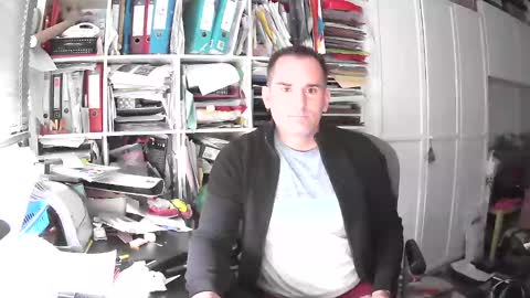 runner1978 online show from December 12, 1:39 pm