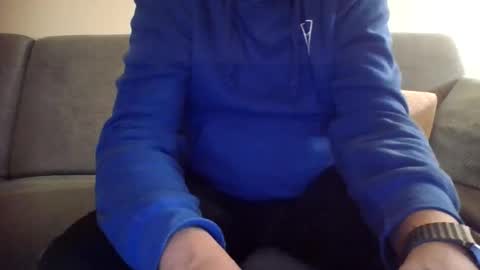 runner_1978 online show from November 16, 9:06 pm